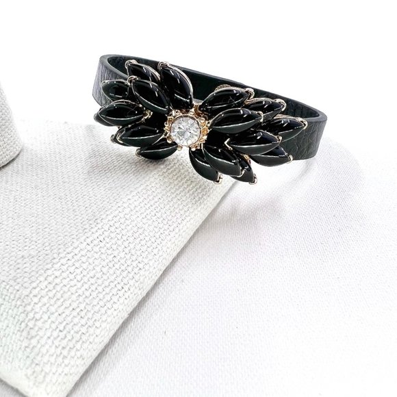 Jewelry - Black Jeweled Double Stacked Flower Gold Tone Black Leather 7” Bracelet